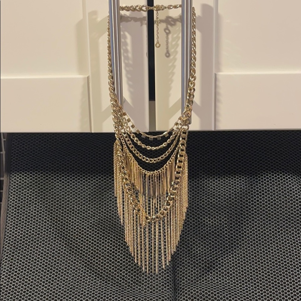 New baublebar necklace